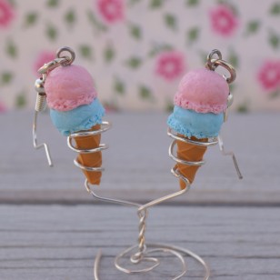 Modro-růžové zmrzlinky